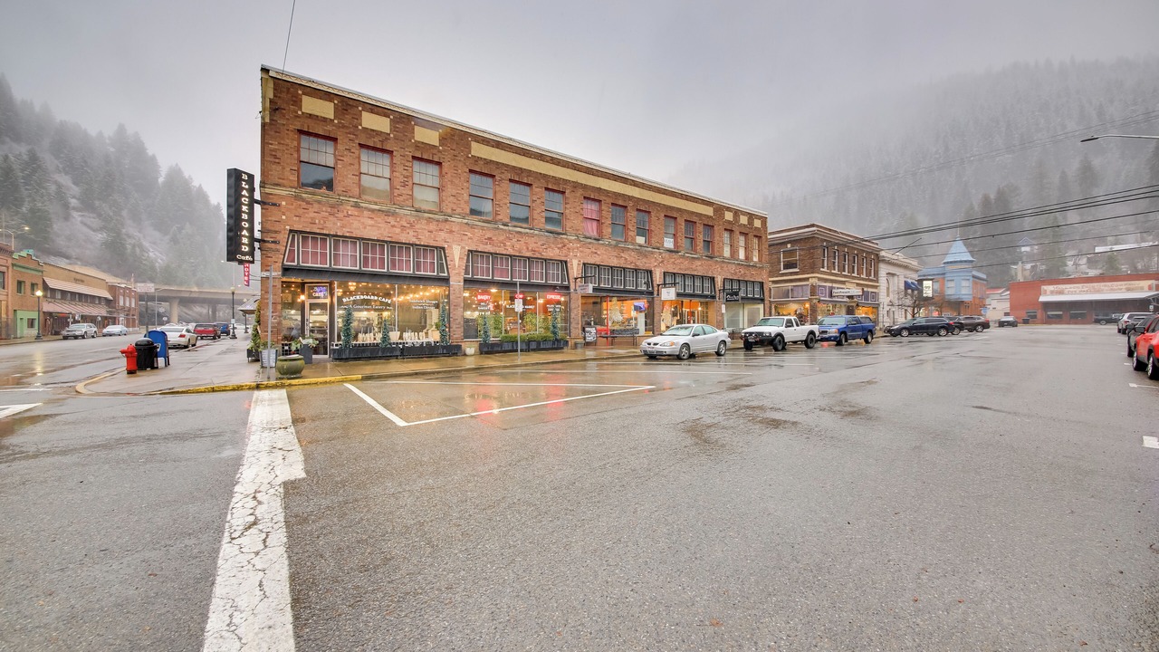 Photo of Others in Wallace