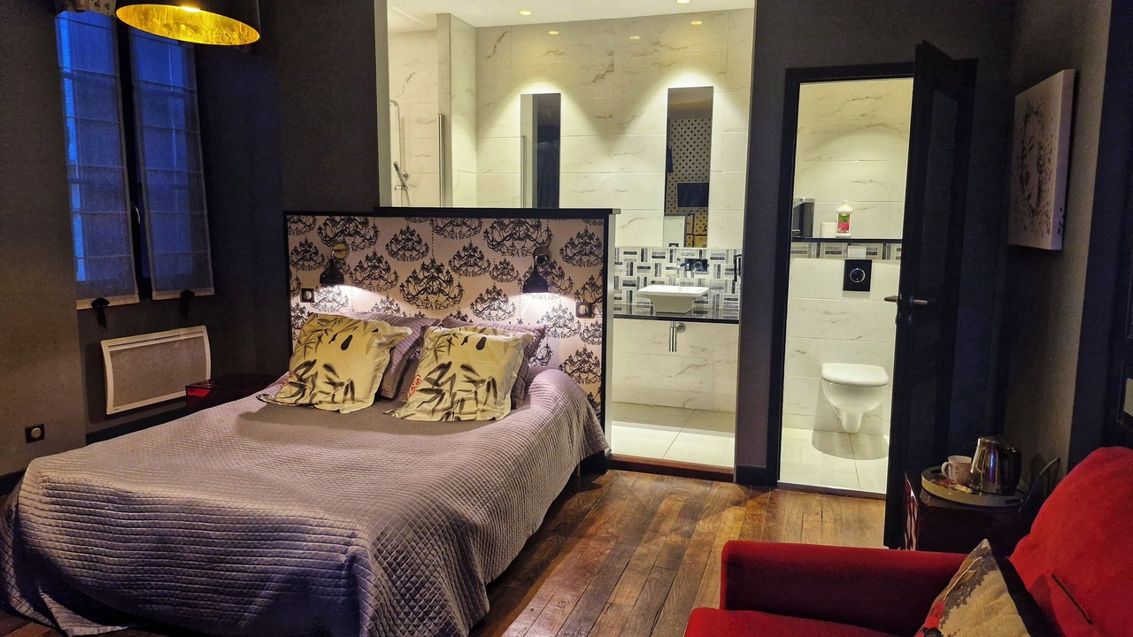 Photo of Bedroom in Oloron-Sainte-Marie