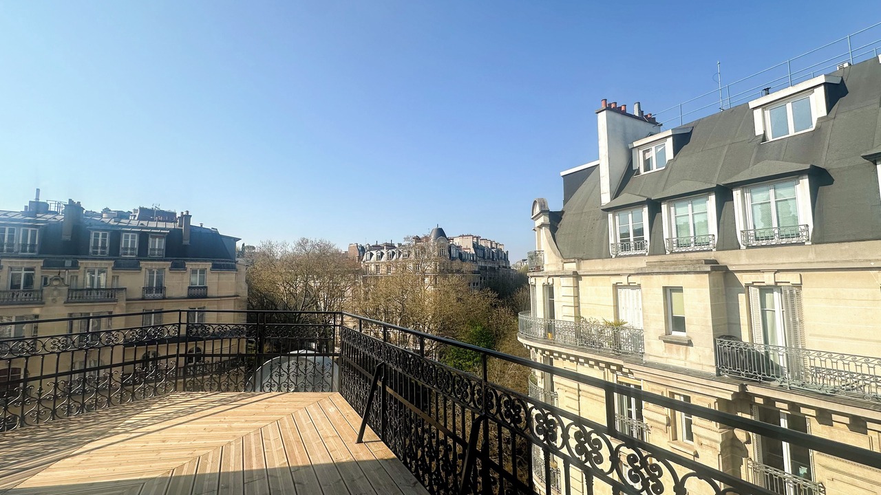 Photo of Patio Balcony in Quartier des Grandes-Carrieres
