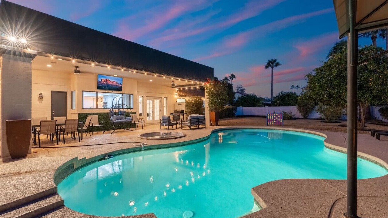 Photo of Others in Paradise Valley Village