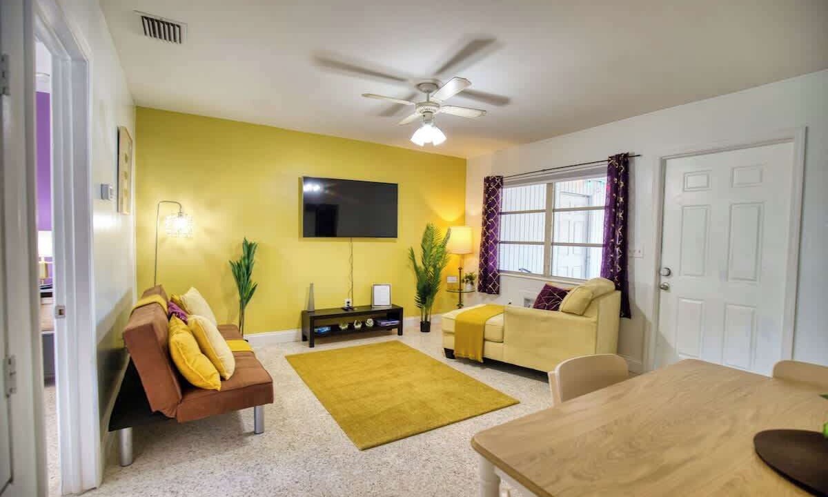 Photo of Others in Gulf Gate Estates