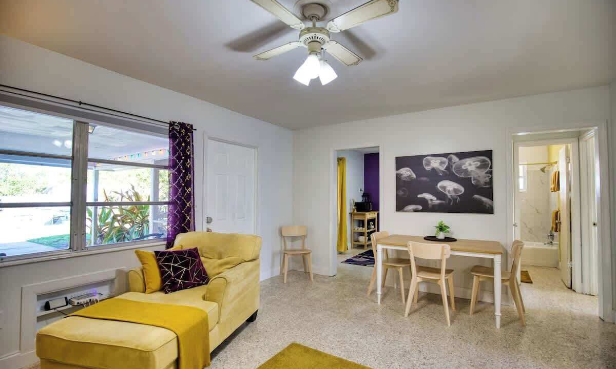 Photo of Others in Gulf Gate Estates