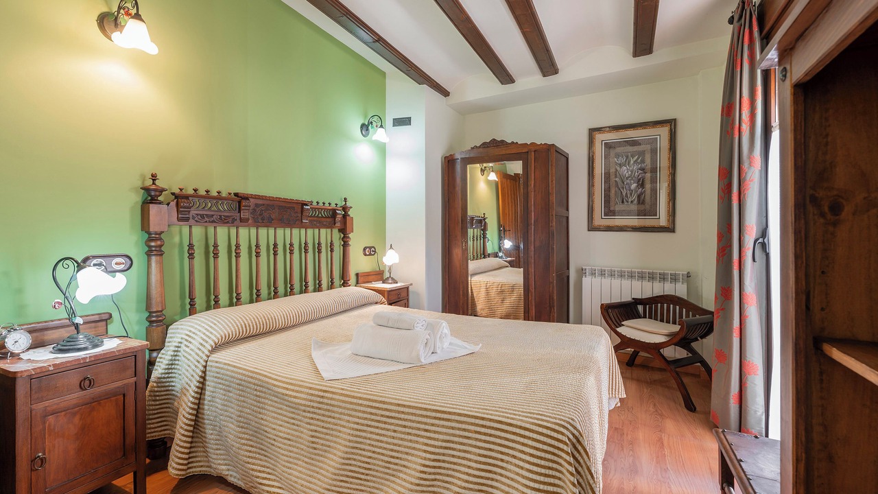 Photo of Bedroom in Libros