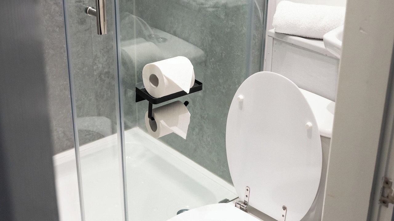 Photo of Bathroom in Everton