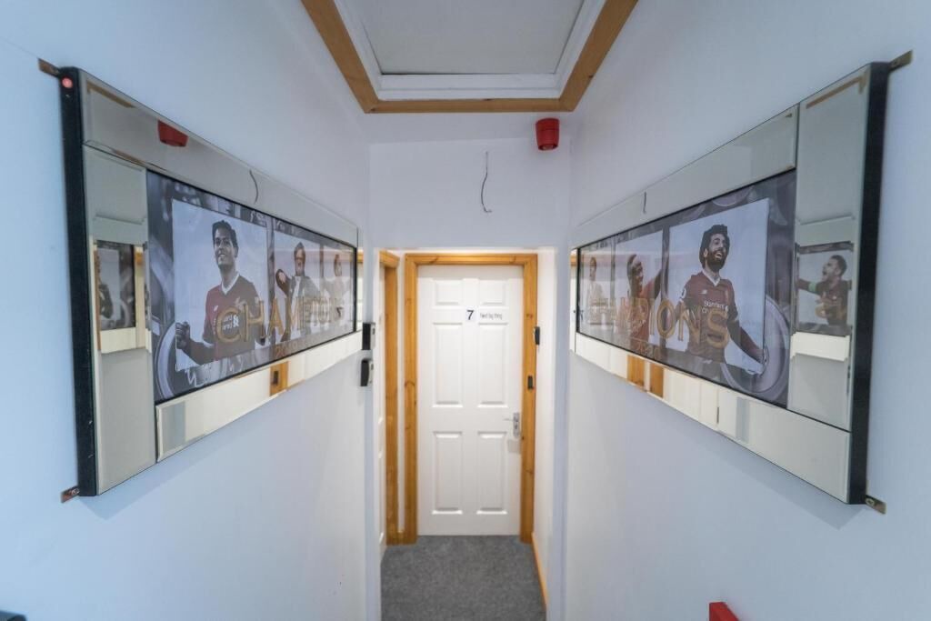 Photo of Others in Everton