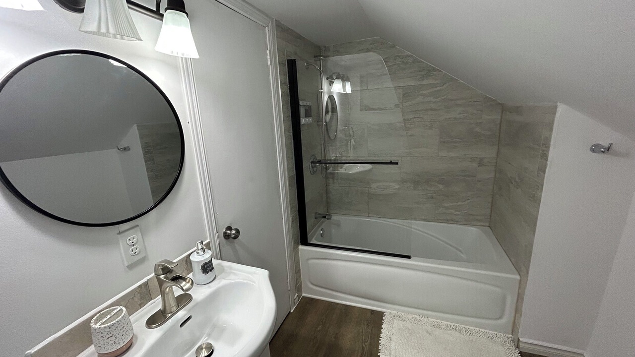 Photo of Bathroom in Notre-Dame-de-la-Paix