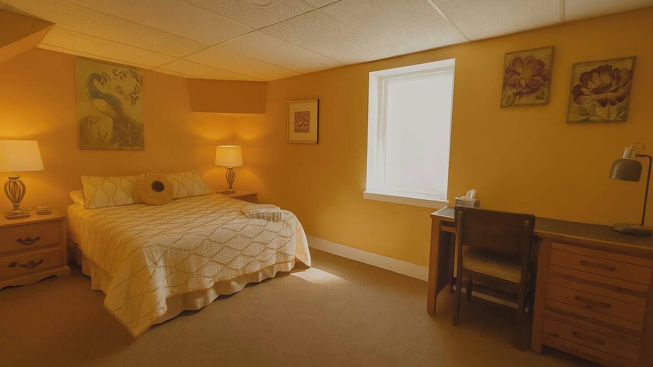 Photo of Bedroom in University District