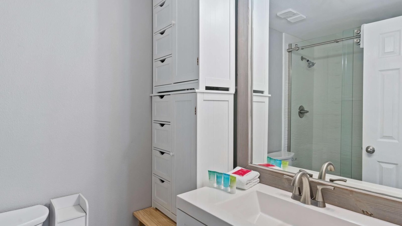 Photo of Bathroom in Florida Center