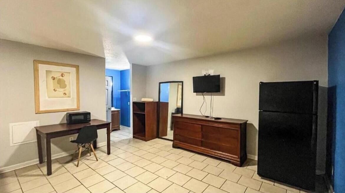 Photo of Others in Albany