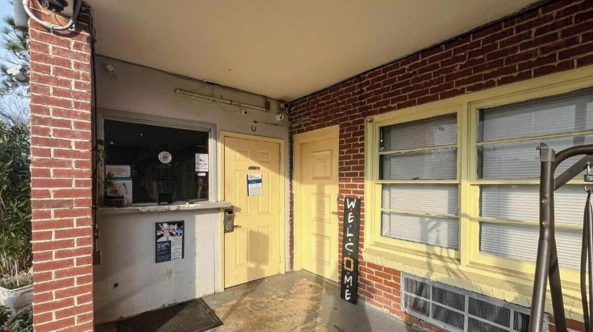 Photo of Others in Albany