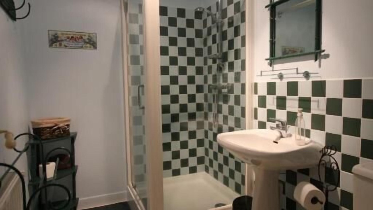 Photo of Bathroom in Ydes