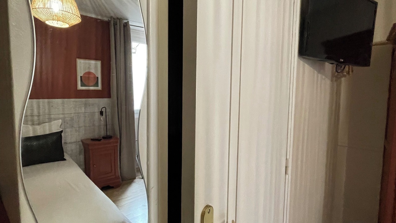 Photo of Bedroom in Richebourg - Saint-Clement