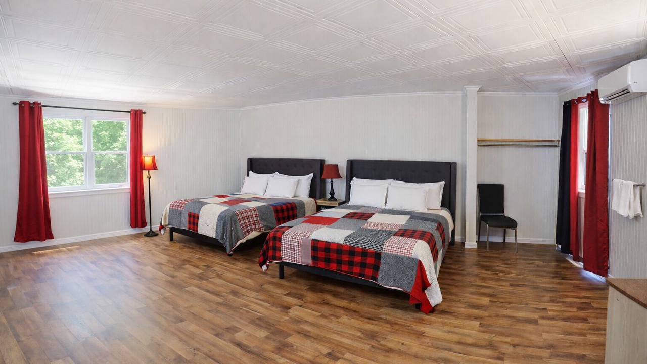 Photo of Bedroom in Thetford Mines