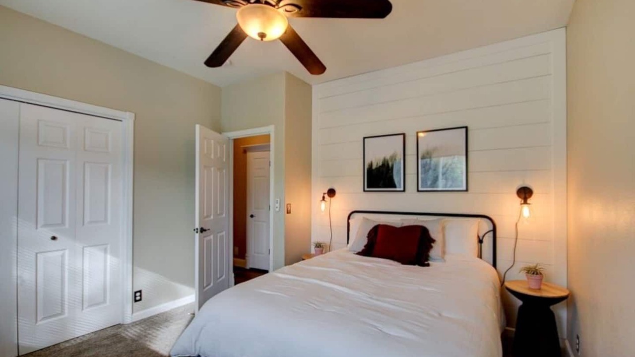 Photo of Others in Jacksonville