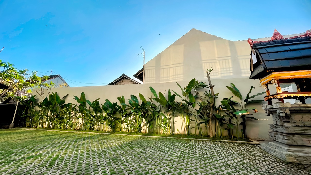 Photo of Outdoor in Padangsambian Klod