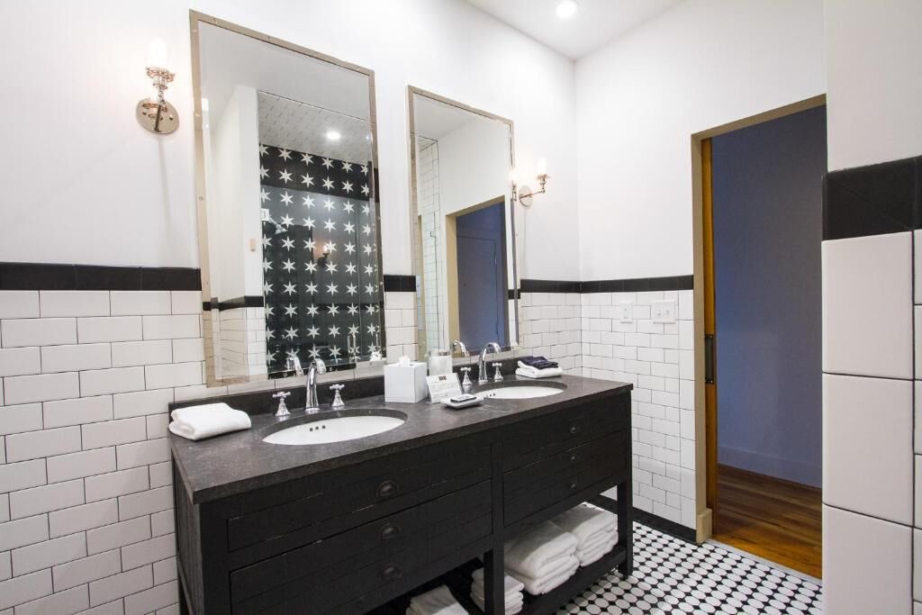 Photo of Bathroom in San Saba