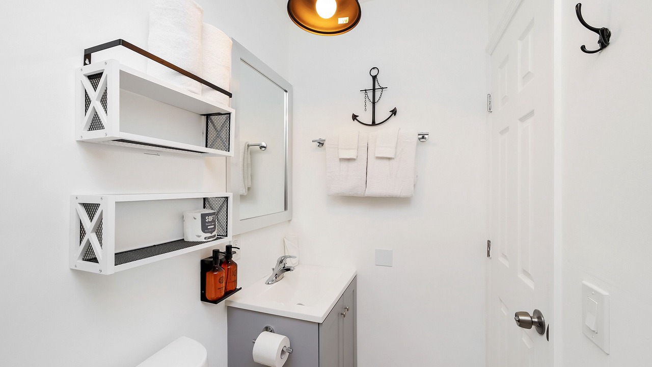 Photo of Bathroom in West Avenue