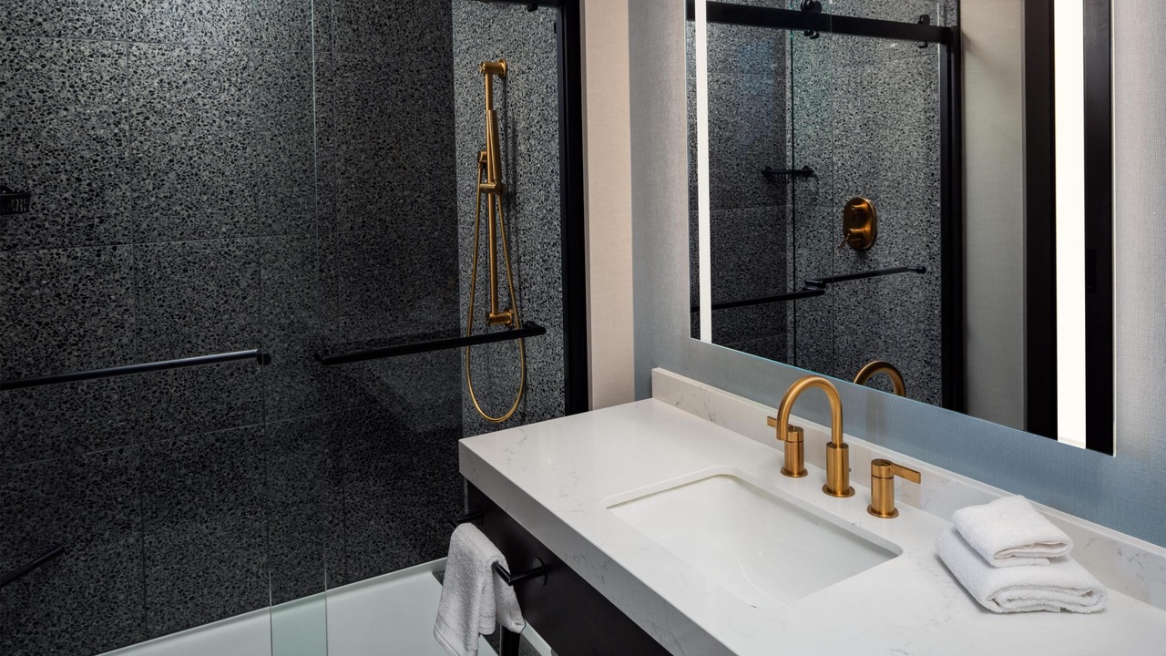 Photo of Bathroom in Connecticut Ave - K Street