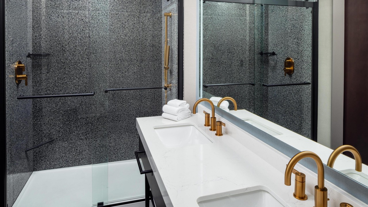 Photo of Bathroom in Connecticut Ave - K Street