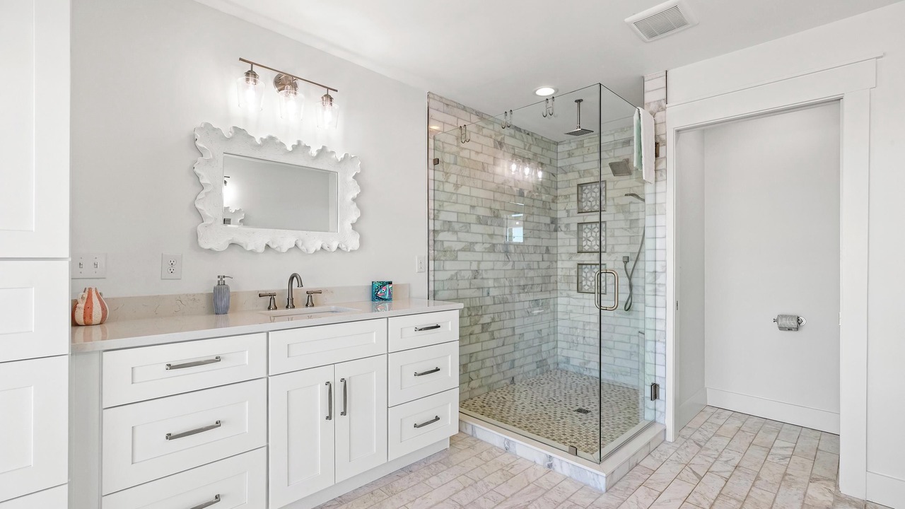 Photo of Bathroom in Mexico Beach