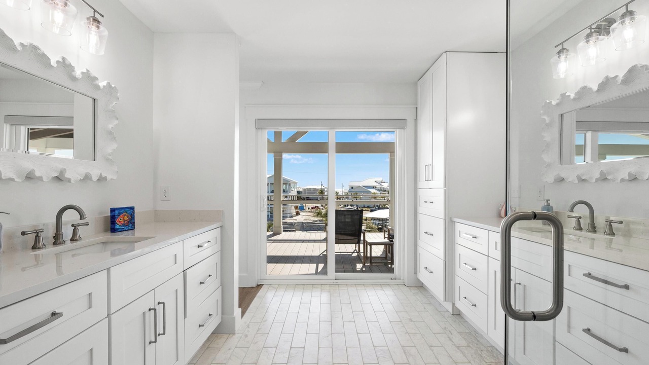Photo of Bathroom in Mexico Beach