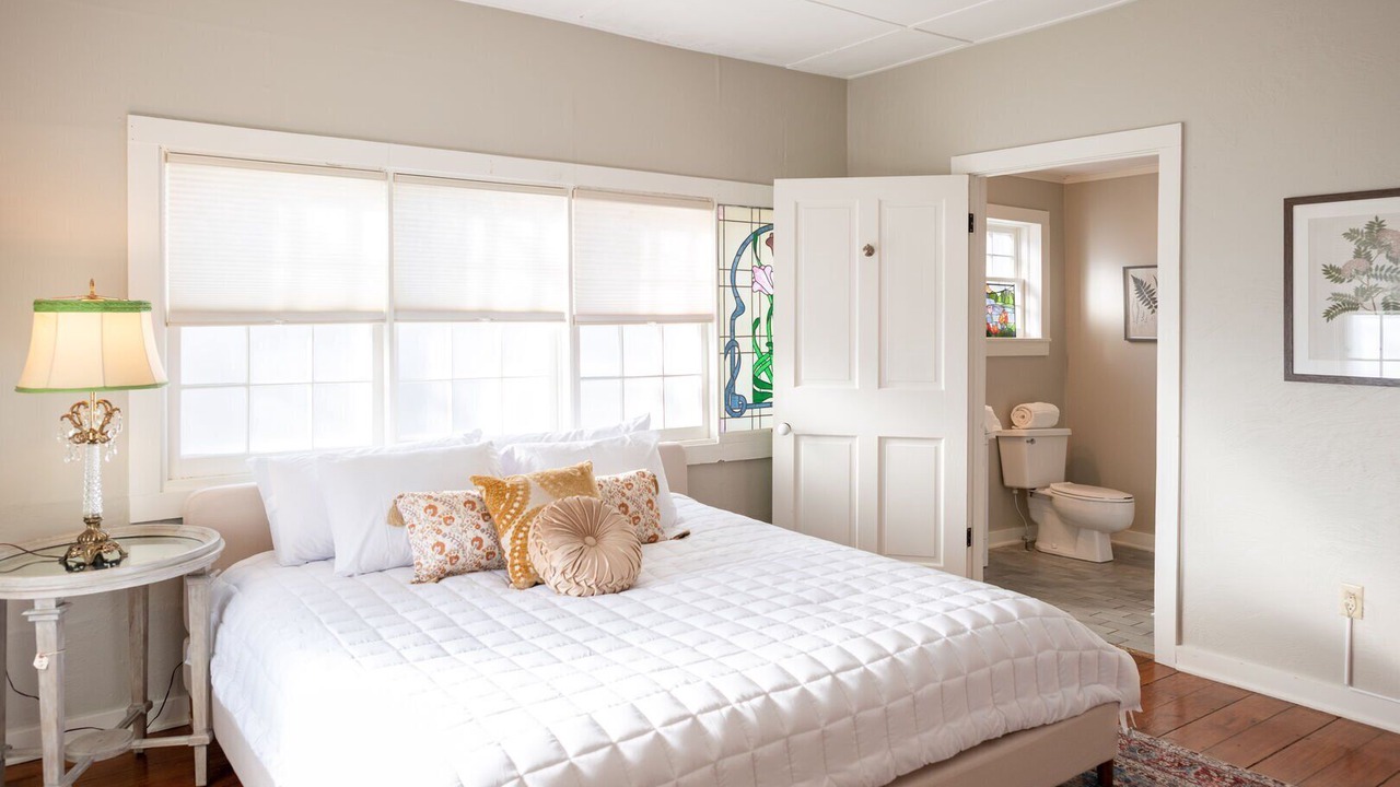 Photo of Bedroom in Saugatuck