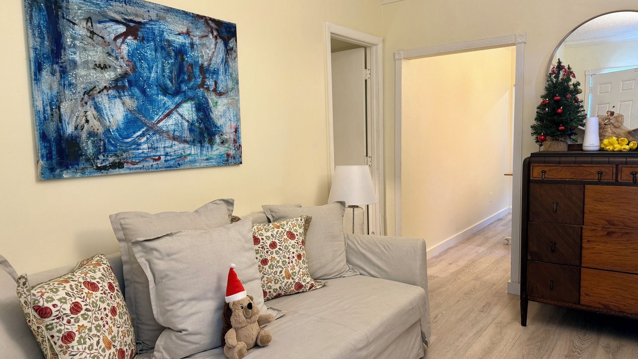 Photo of Livingroom in Southwest Coconut Grove