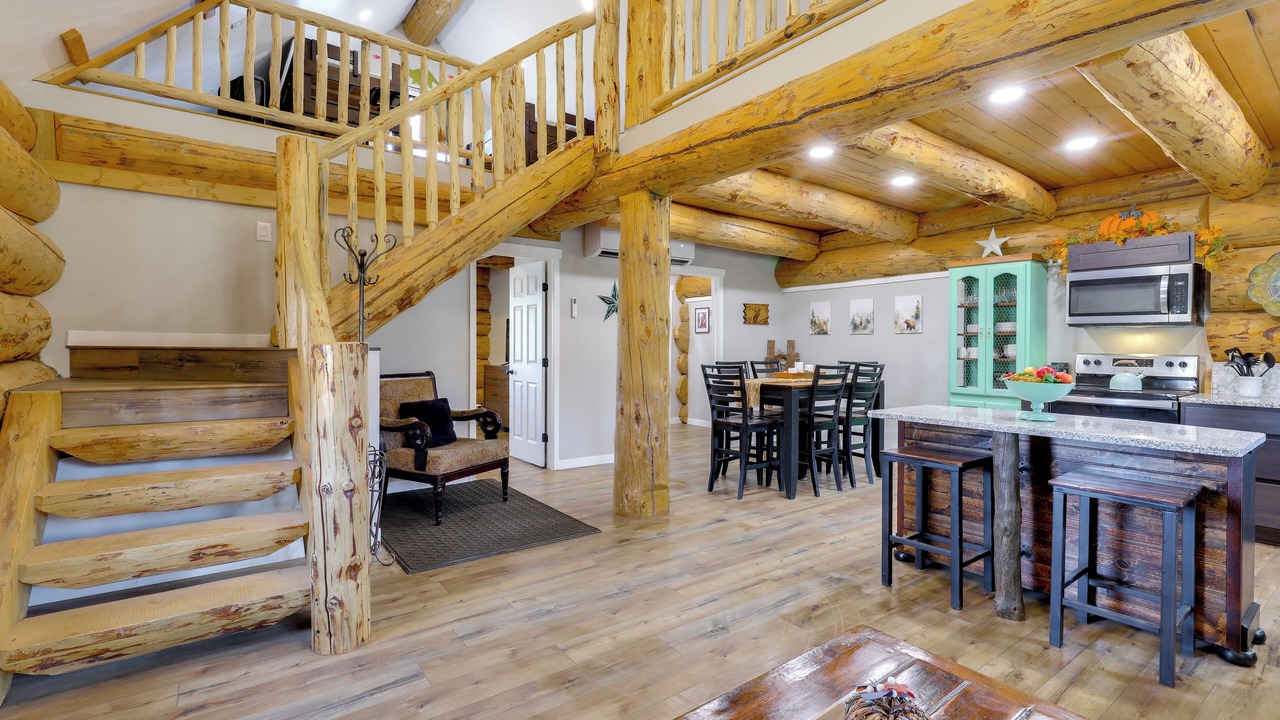 Photo of Others in Gusher