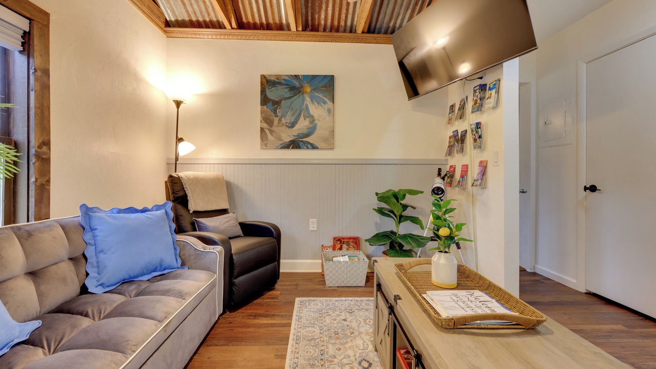 Photo of Others in Cross Creek