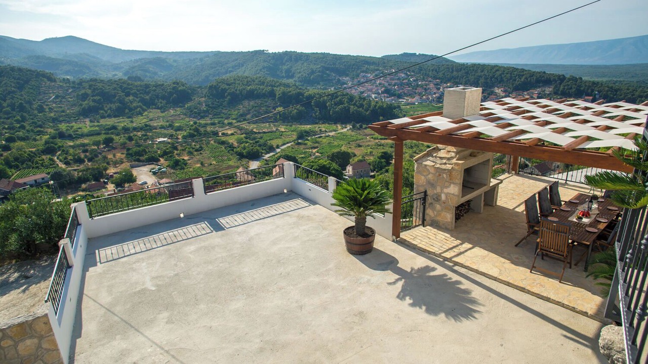 Photo of Others in Vrisnik
