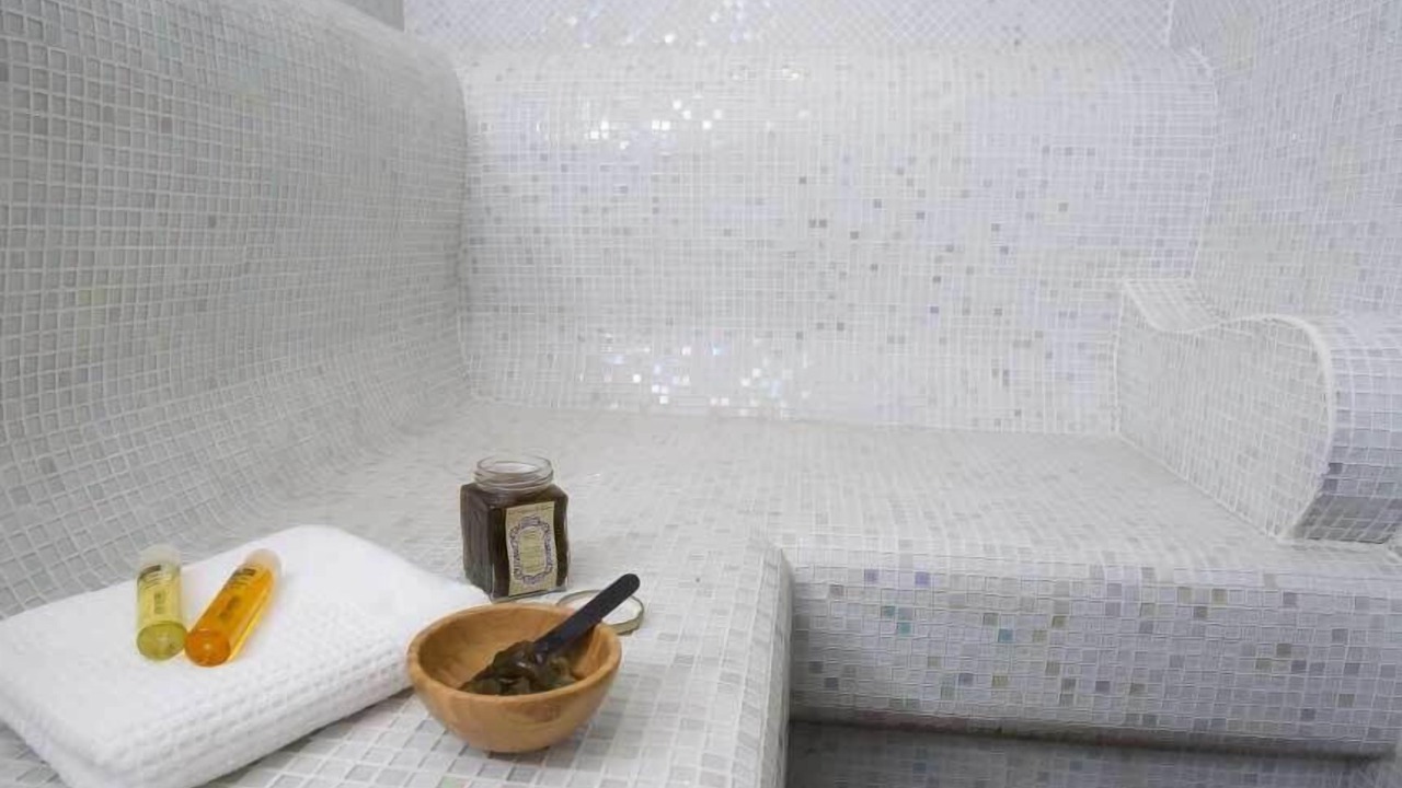 Photo of Bedroom in Noyant-et-Aconin