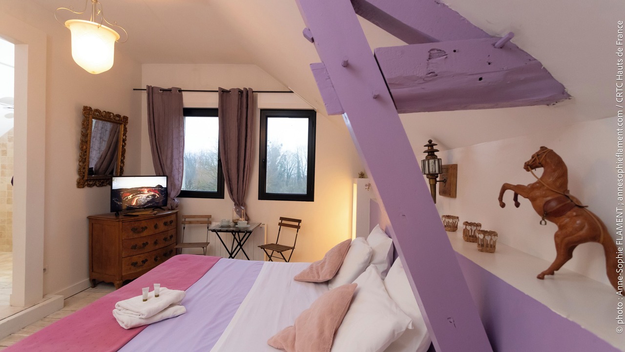 Photo of Bedroom in Noyant-et-Aconin