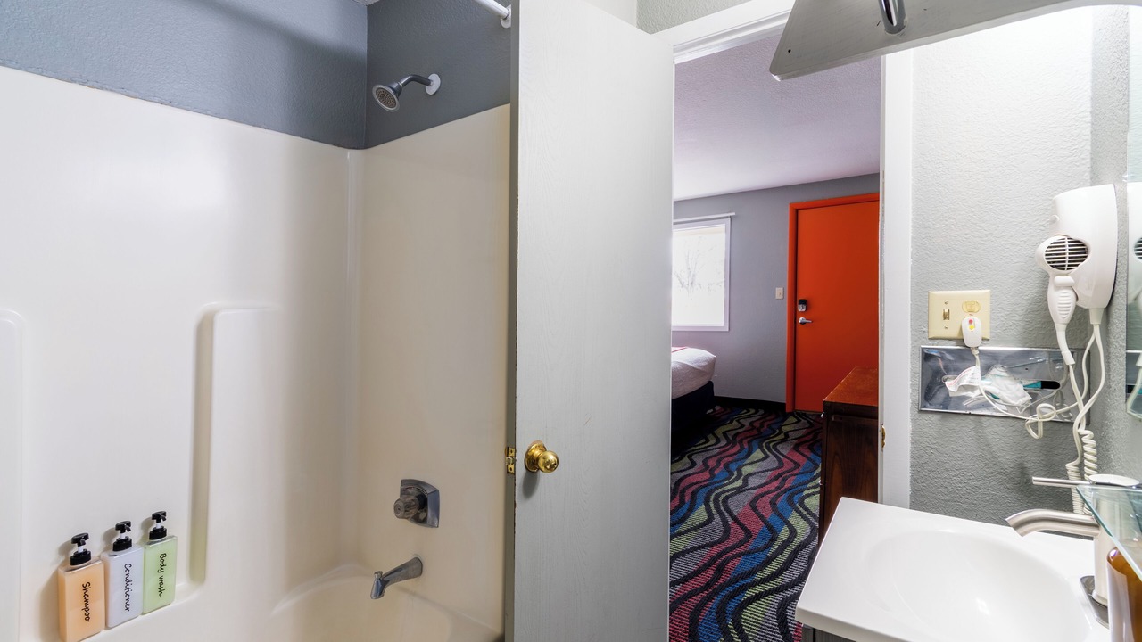 Photo of Bathroom in Alliance