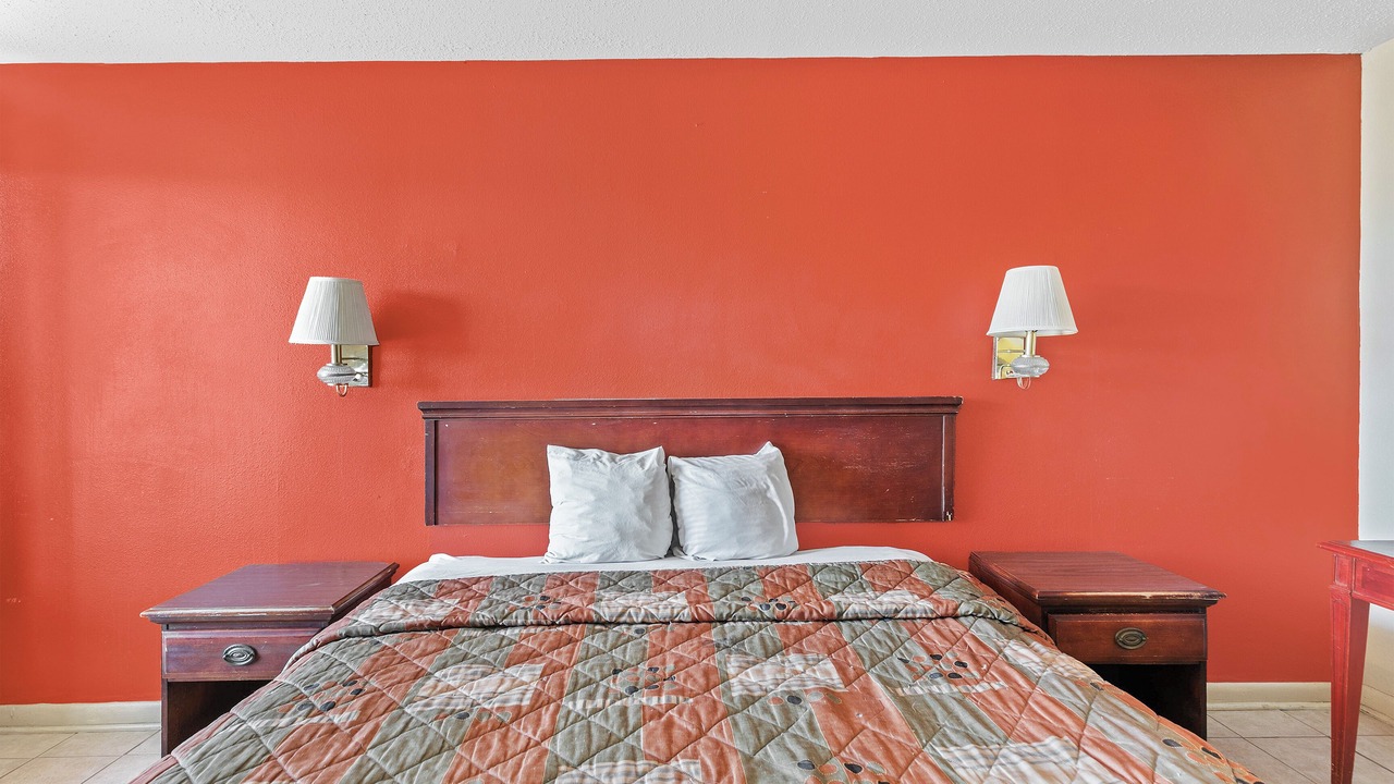 Photo of Bedroom in Hattiesburg