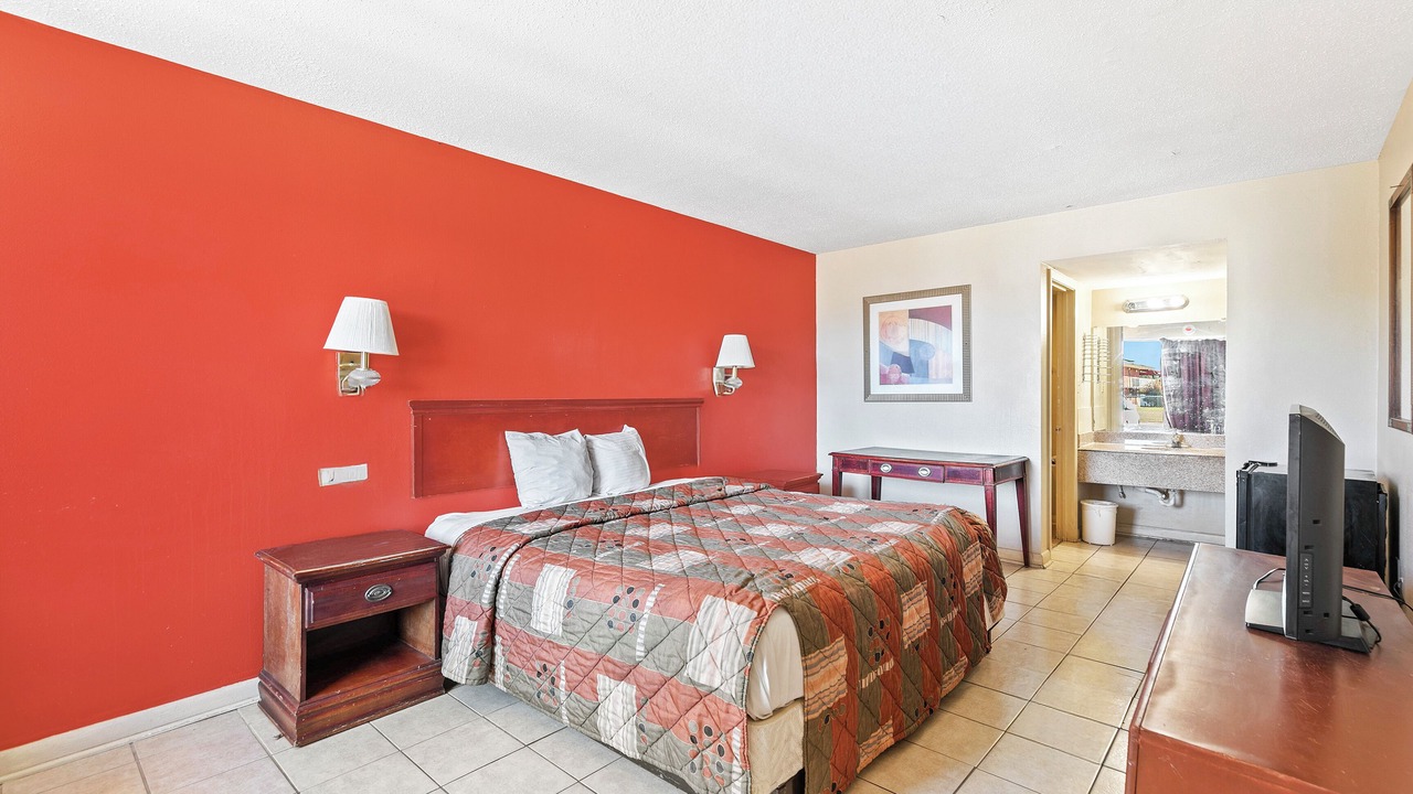 Photo of Bedroom in Hattiesburg