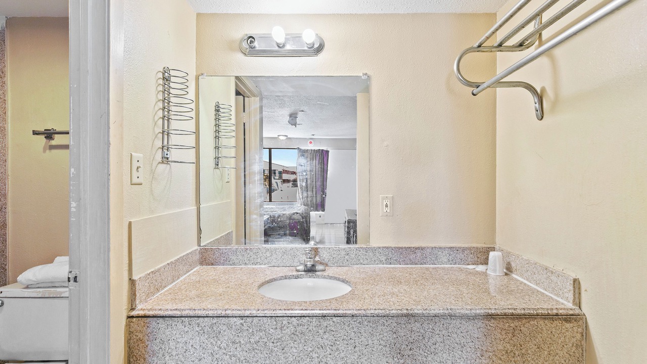 Photo of Bathroom in Hattiesburg