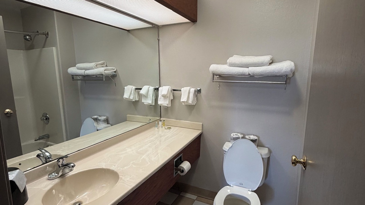 Photo of Bathroom in Kentland