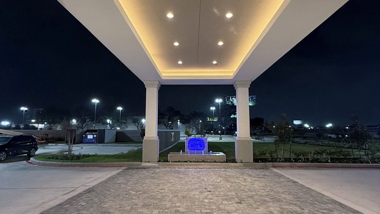 Photo of Outdoor in US 290