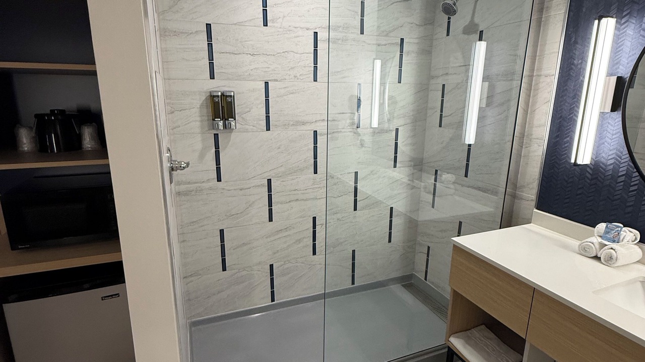 Photo of Bathroom in US 290