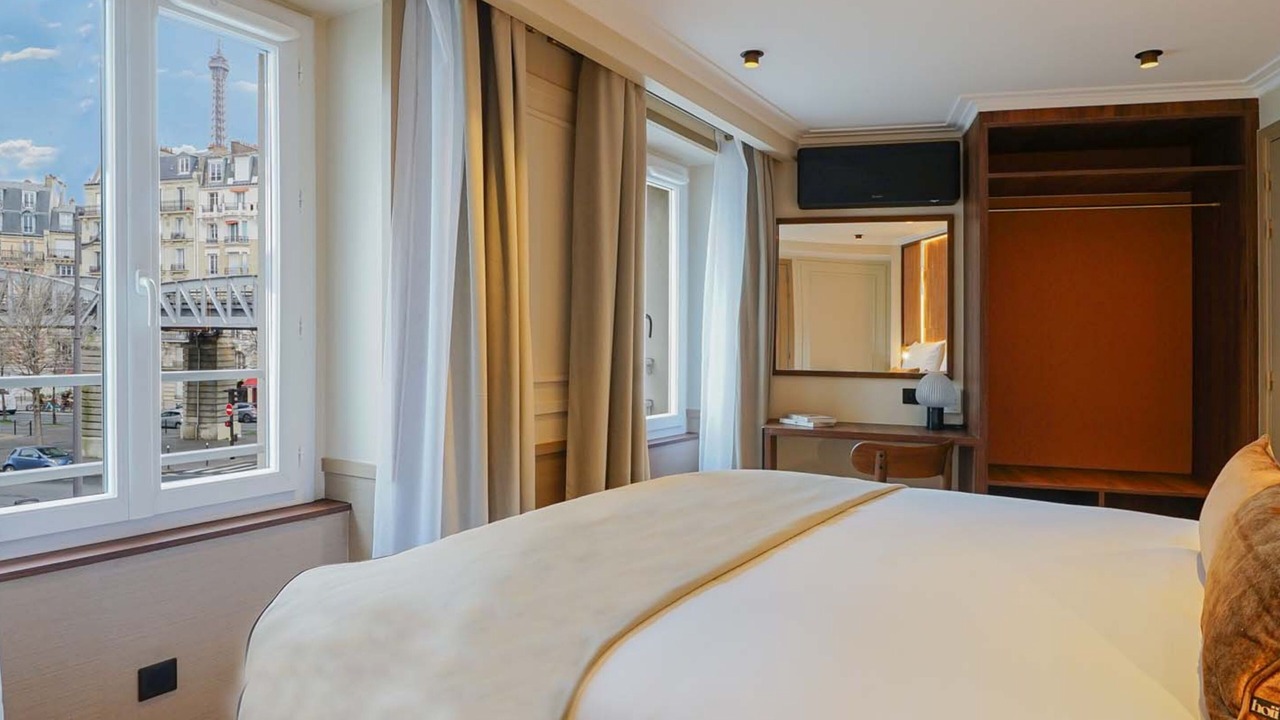 Photo of Bedroom in Grenelle