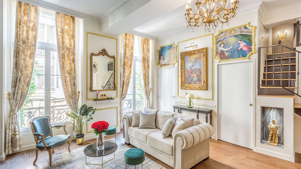 Photo of Others in Grenelle