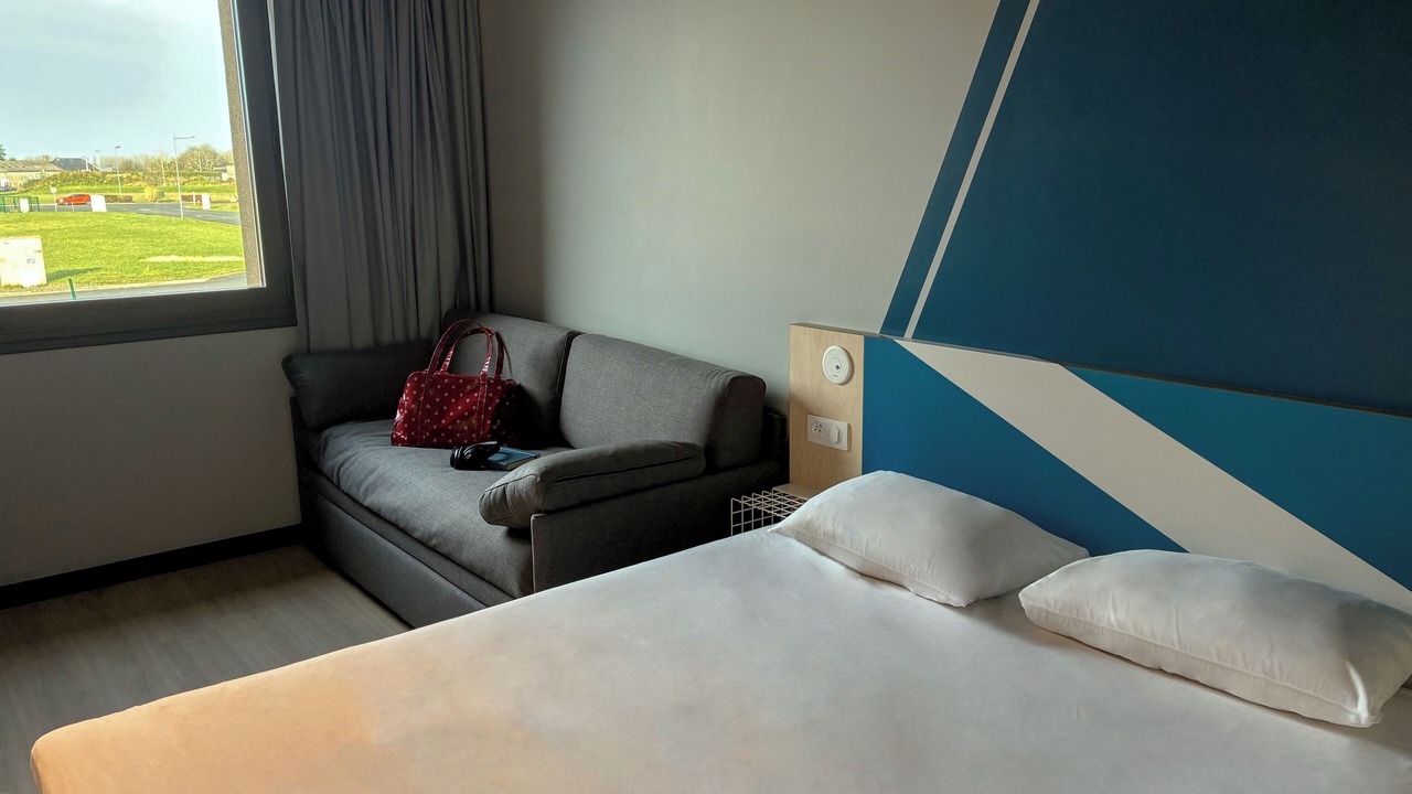 Photo of Bedroom in Saint-Georges-de-Grehaigne