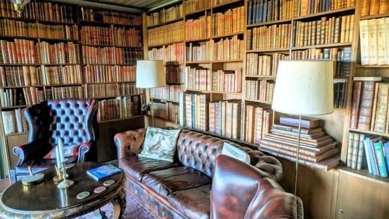 Photo of Others in Hong