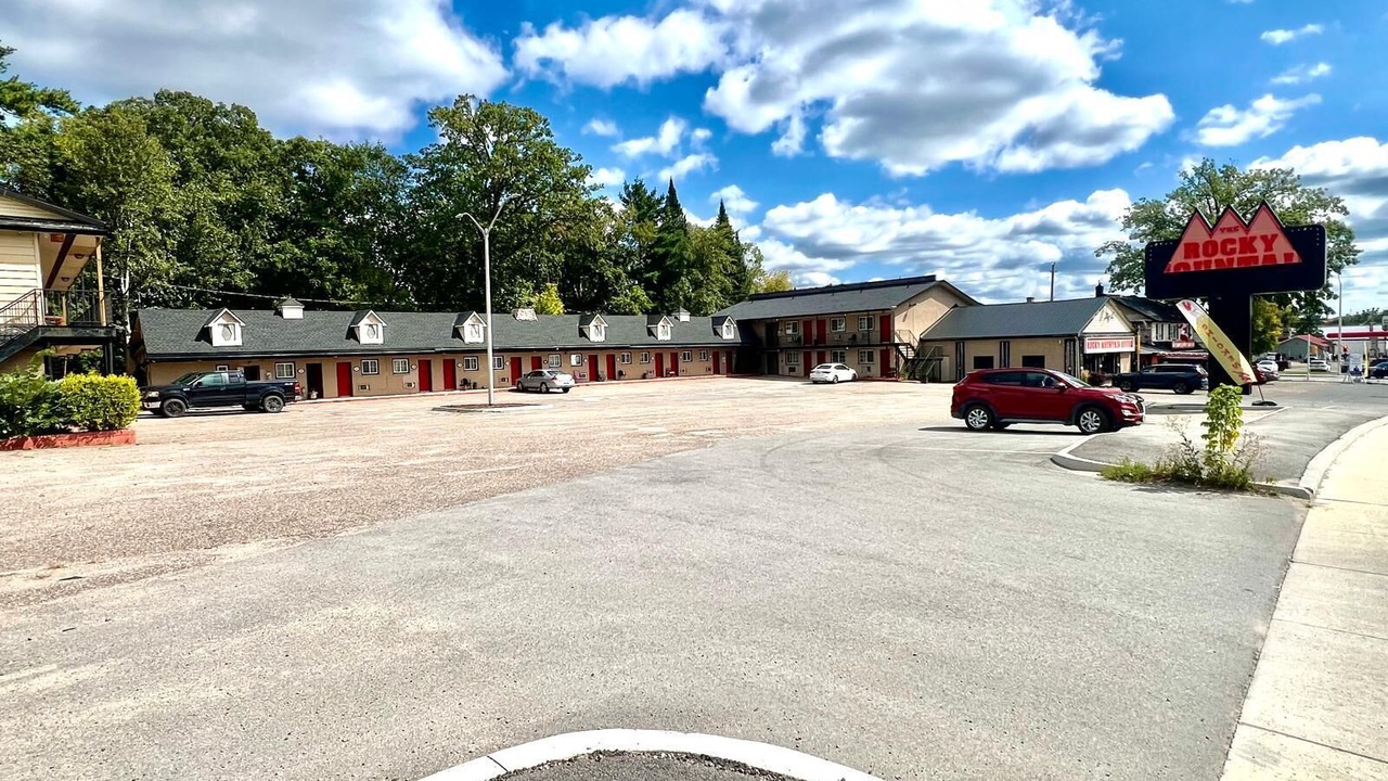 Photo of Outdoor in Renfrew