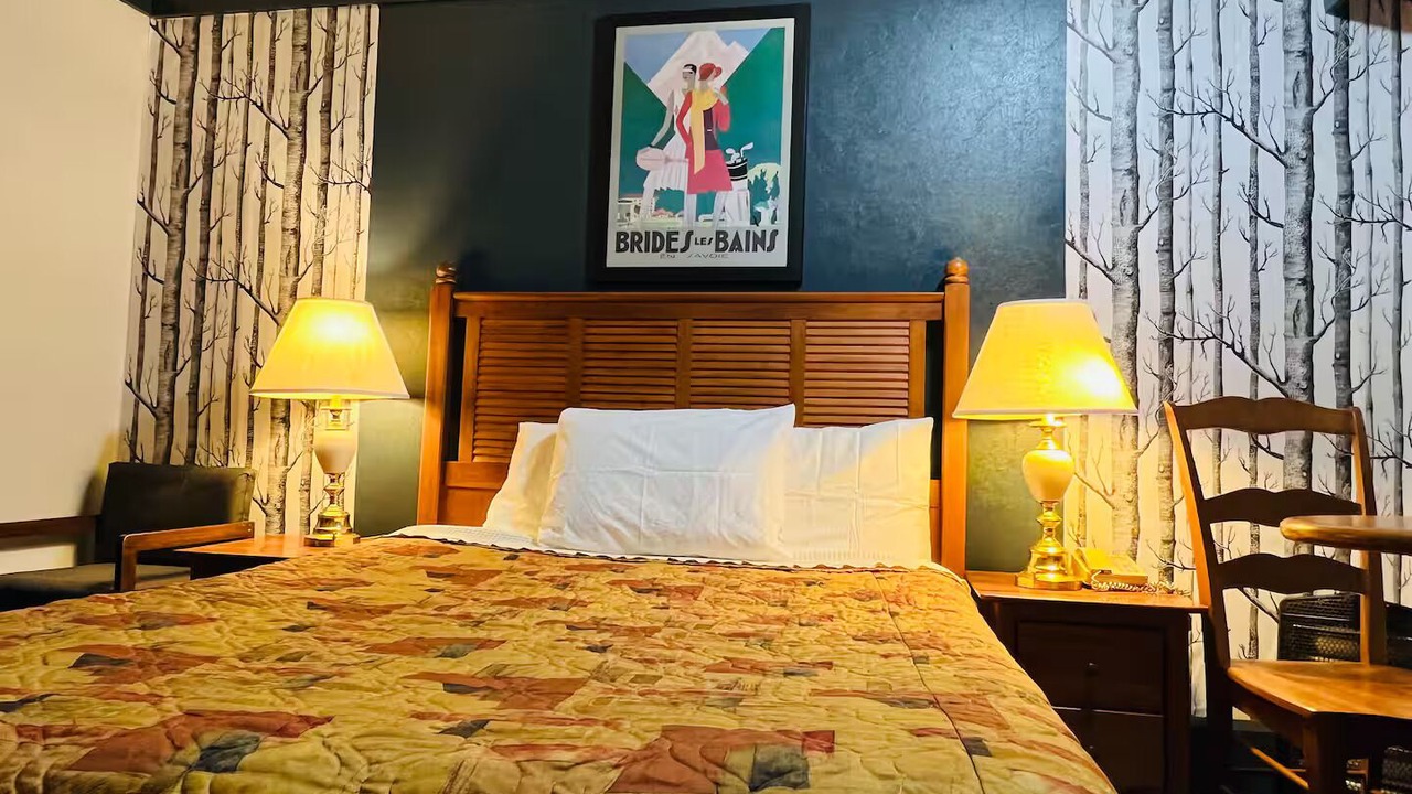 Photo of Bedroom in Renfrew