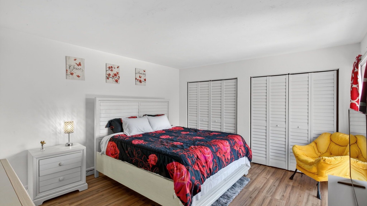 Photo of Bedroom in Hamlet