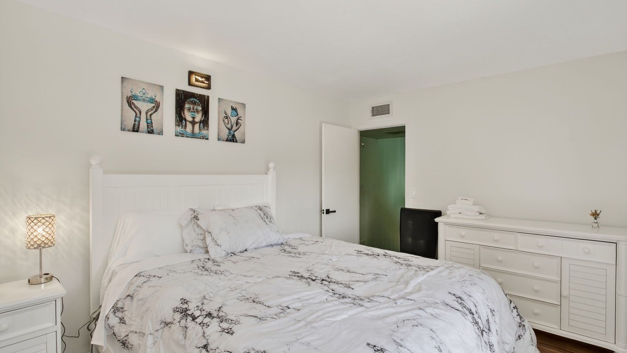 Photo of Bedroom in Hamlet