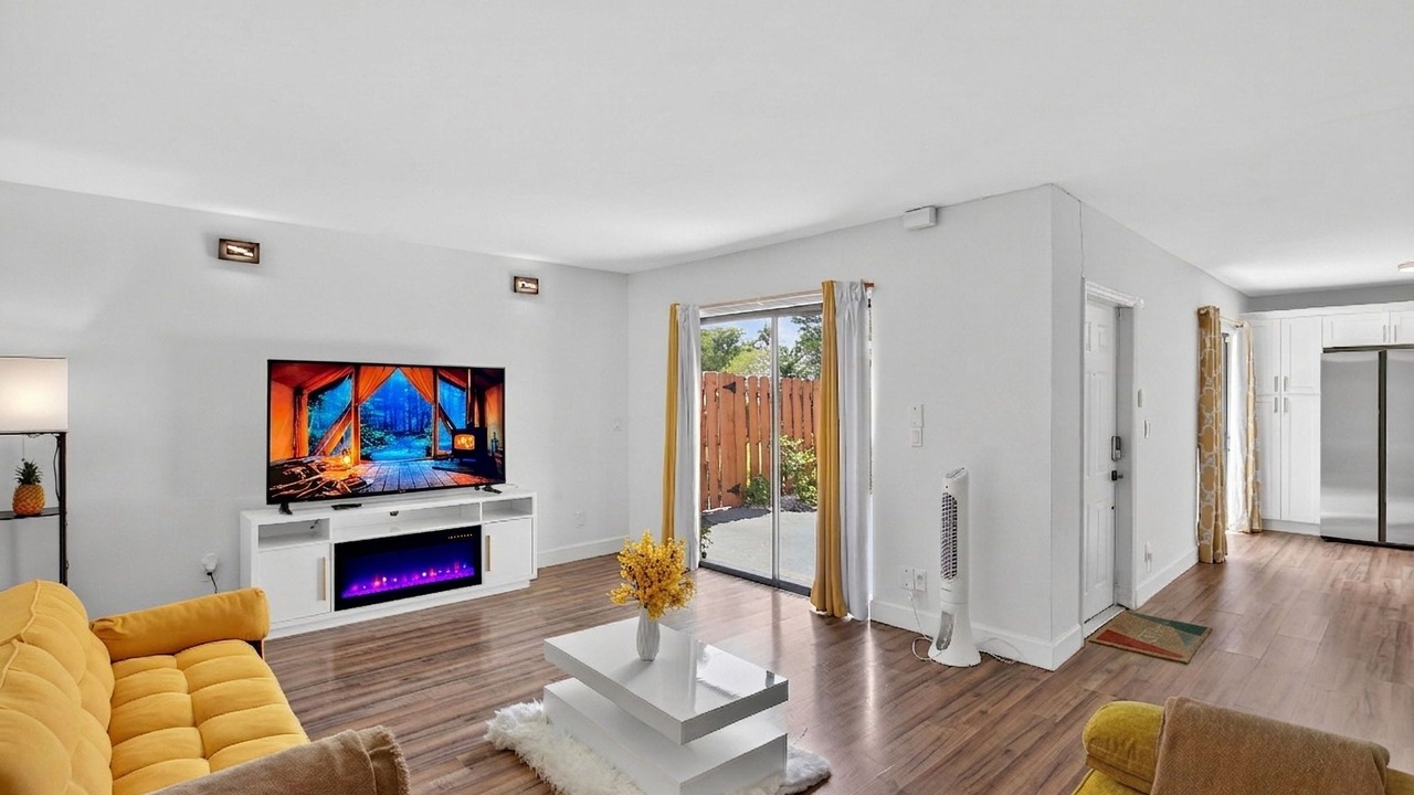 Photo of Livingroom in Hamlet