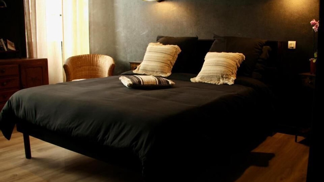 Photo of Bedroom in Benevent L Abbaye