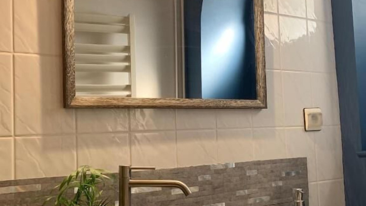 Photo of Bathroom in Benevent L Abbaye